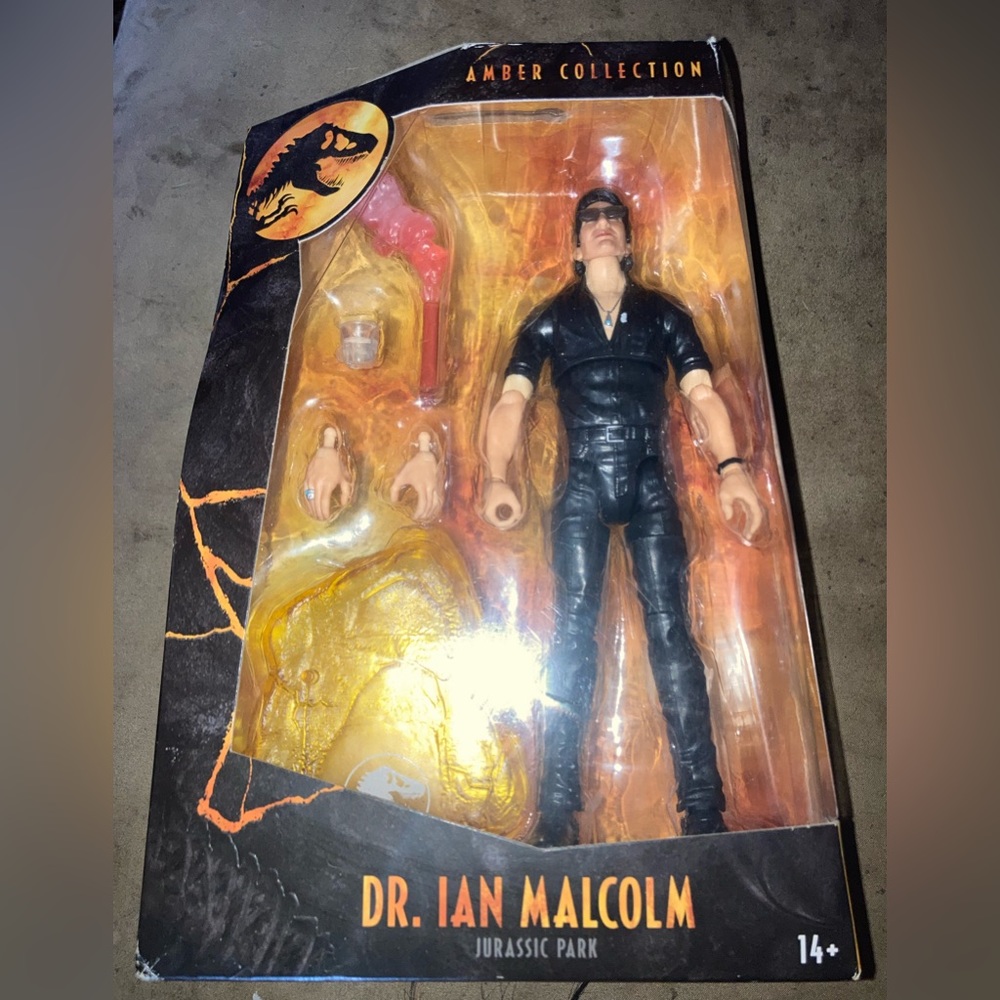 JURASSIC WORLD AMBER COLLECTION Dr. Ian Malcolm